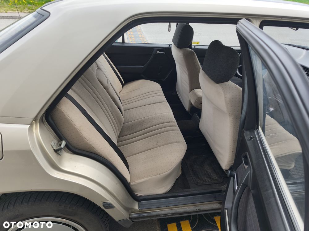 Mercedes-Benz W124 (1984-1993) - 6