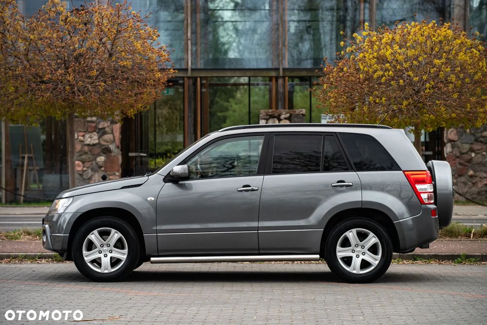 Suzuki Grand Vitara 2.0 Automatik Comfort + - 10