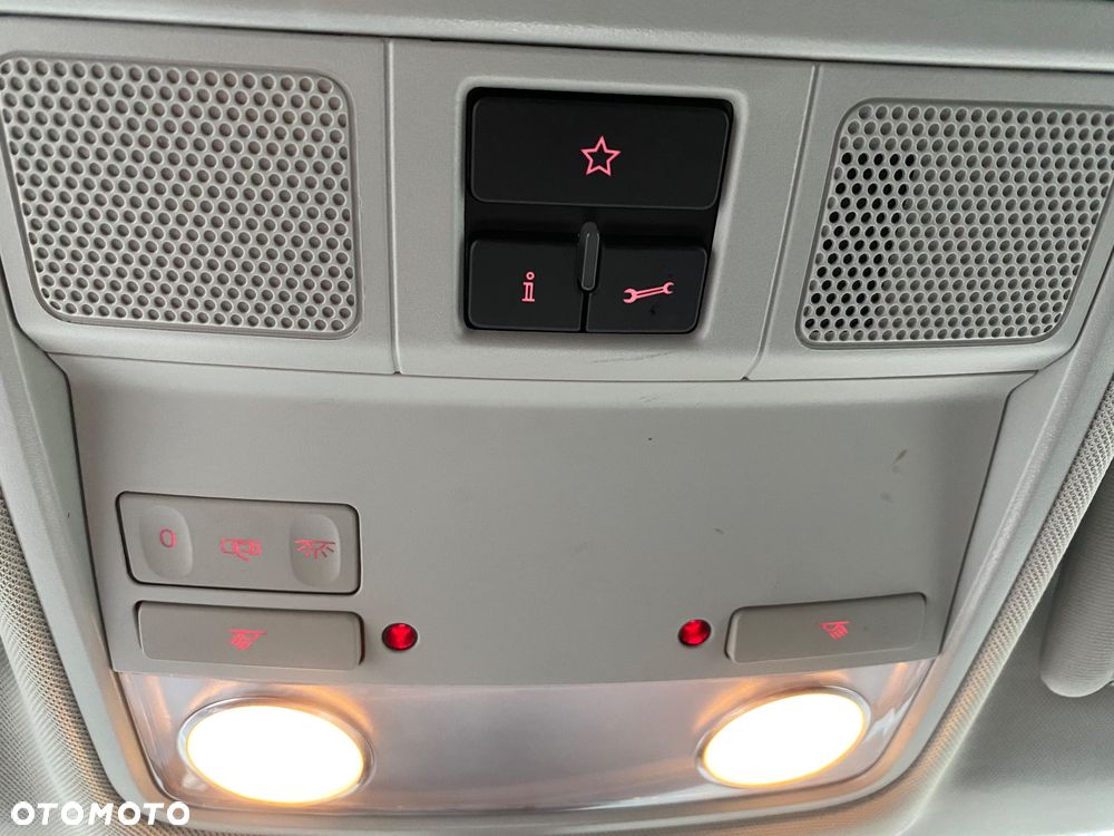 Volkswagen Tiguan 2.0 TDI DPF 4Motion BlueMotion Technology DSG Cup Sport & Style - 16