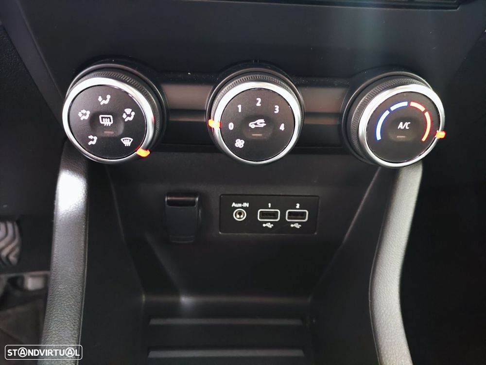 Renault Clio 1.0 TCe Evolution Bi-Fuel - 23
