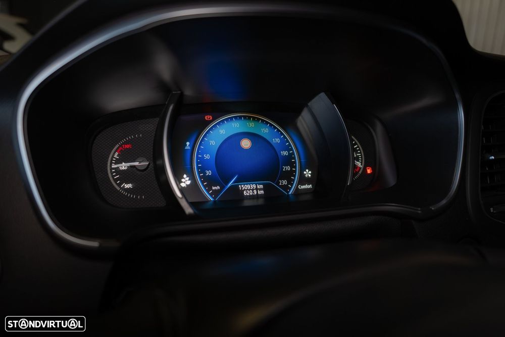 Renault Mégane Sport Tourer 1.5 dCi GT Line - 32