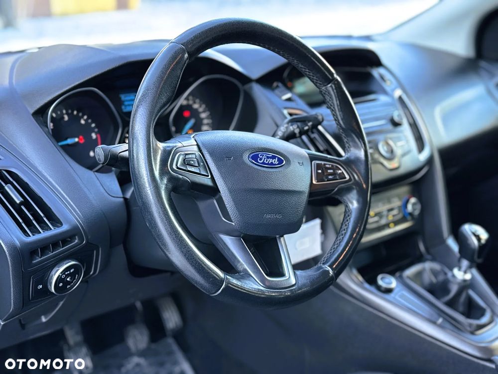 Ford Focus SW 1.5 TDCi Trend - 14