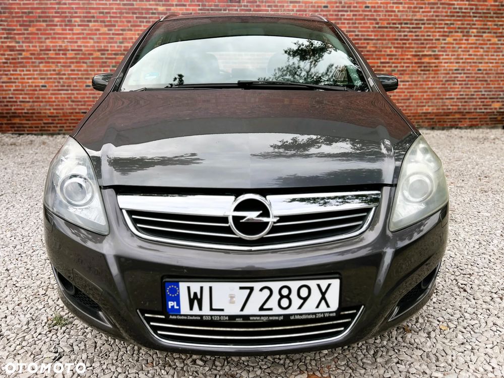 Opel Zafira - 32