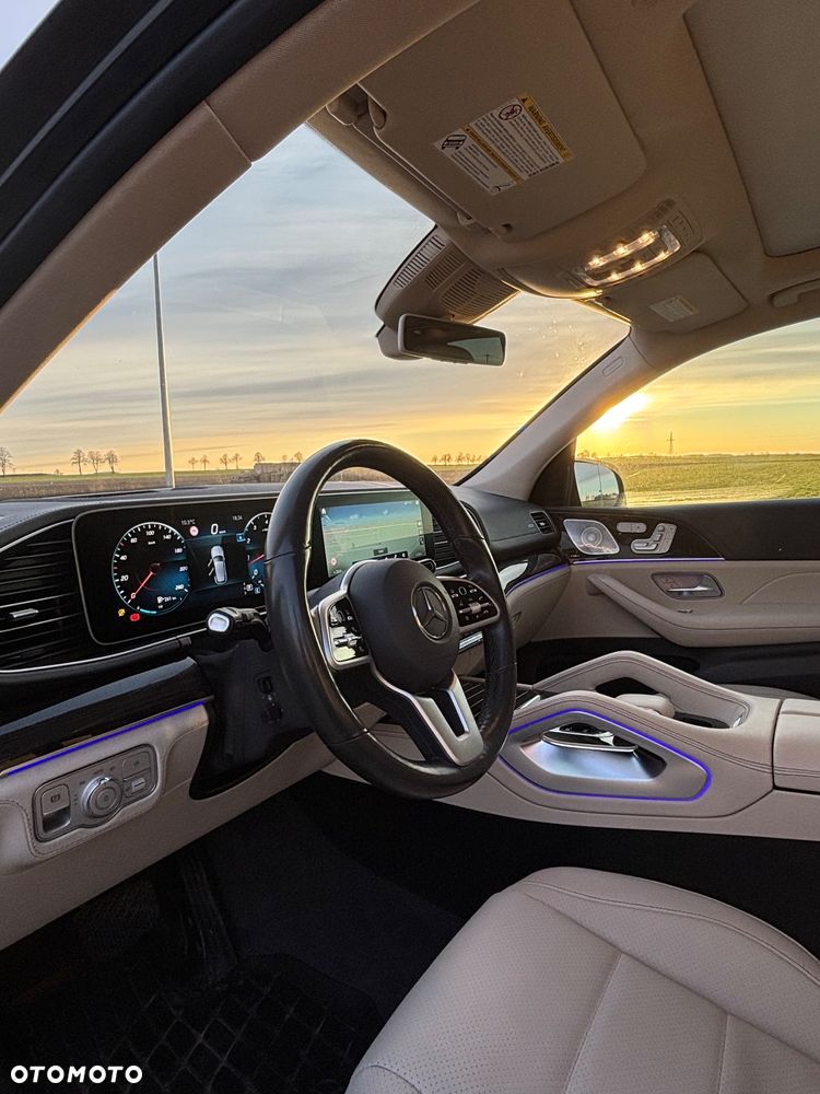 Mercedes-Benz GLE - 11