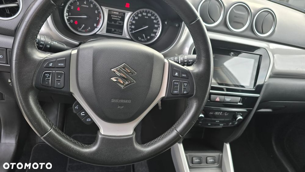 Suzuki Vitara 1.6 Premium 4WD - 12