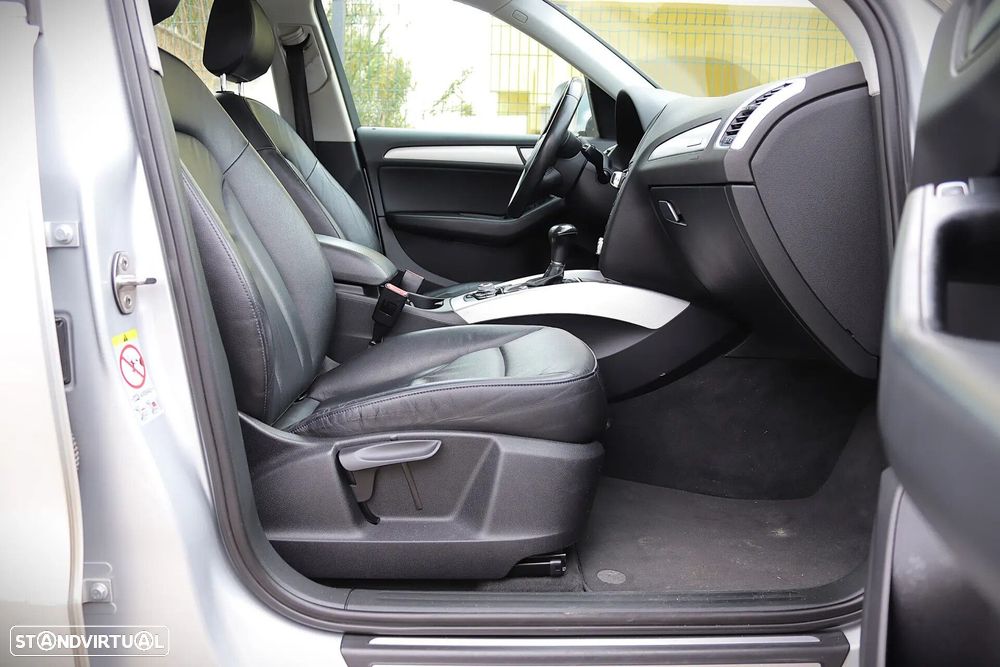 Audi Q5 2.0 TDI quattro S-line S-tronic - 24