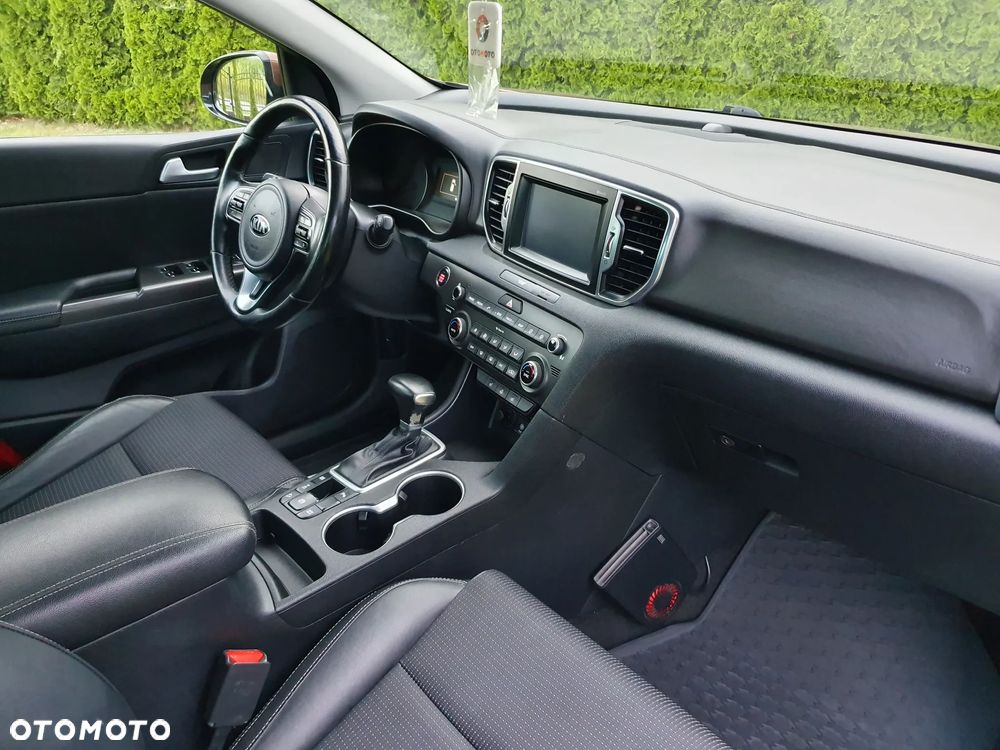 Kia Sportage 2.0 CRDI 4WD Automatik Vision - 18