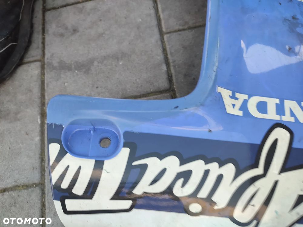 Owiewka, osłona, bok, boczek Honda XRV 650 Africa Twin 650 - 4