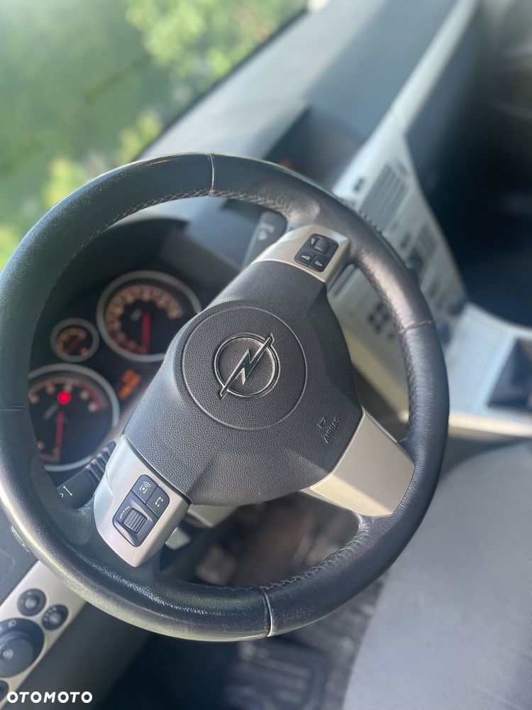 Opel Astra 1.4 - 13