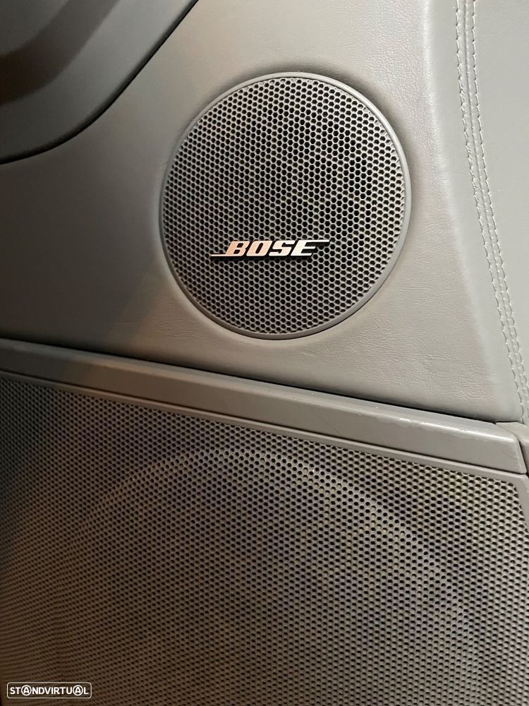 Porsche Cayenne Turbo - 32