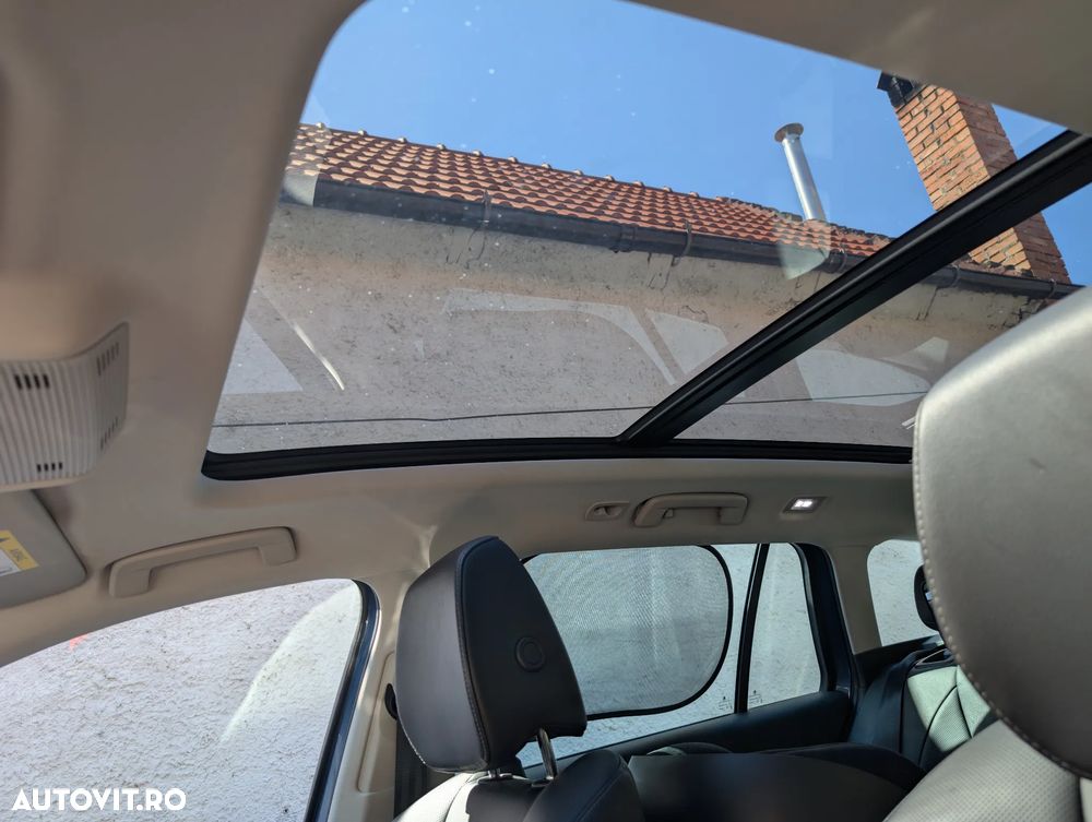 Skoda Octavia Combi 2.0 TDI DSG Exclusive Plus - 7