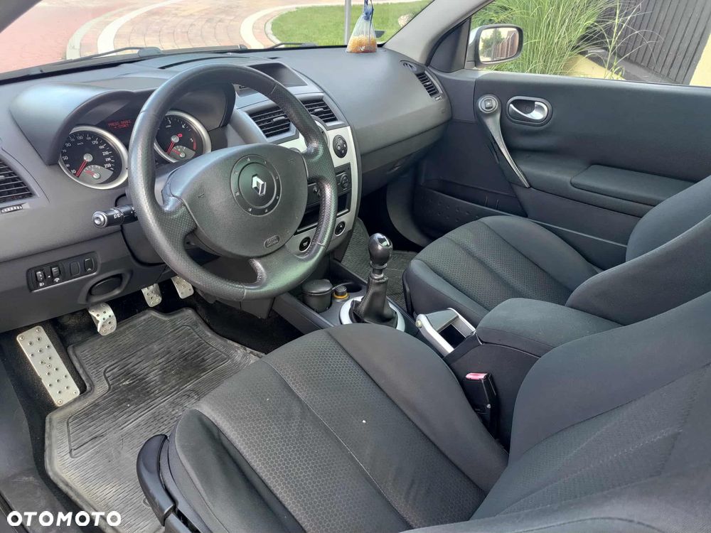Renault Megane 1.9 dCi Dynamique - 11