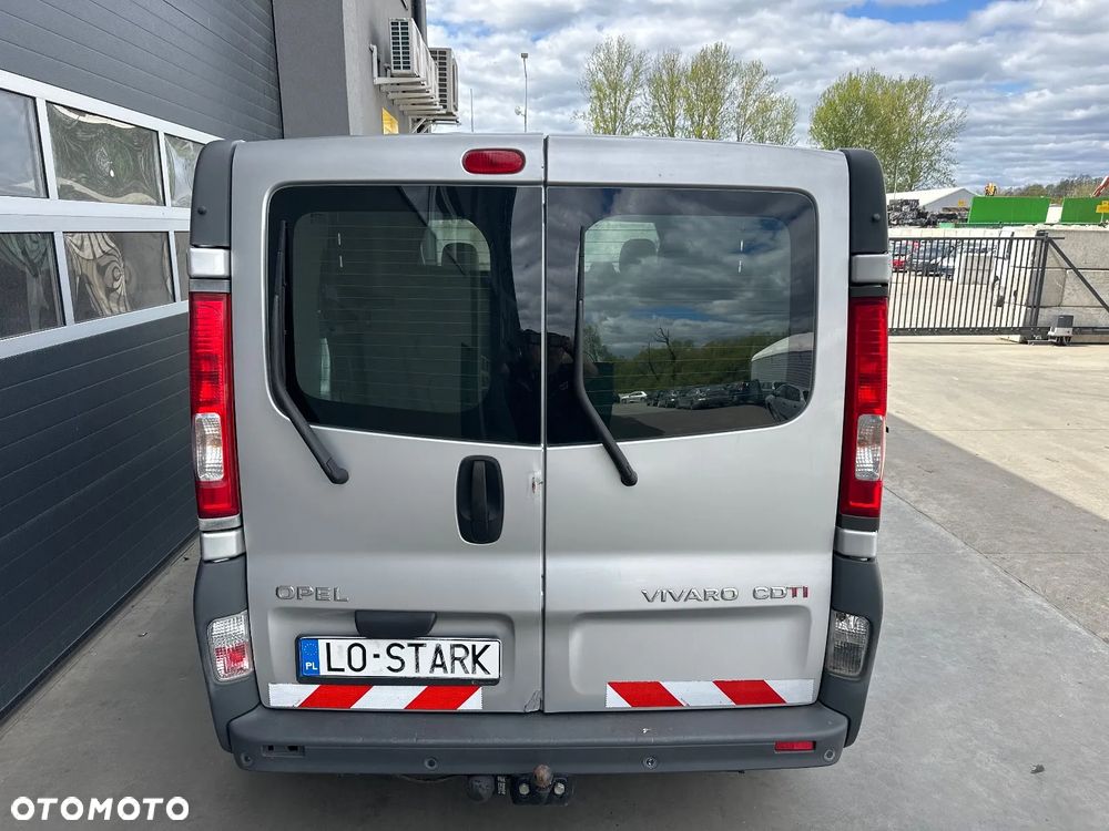 Opel VIVARO - 2