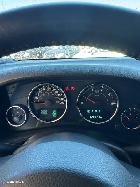 Jeep Wrangler Unlimited 2.8 CRD Sahara AT - 13