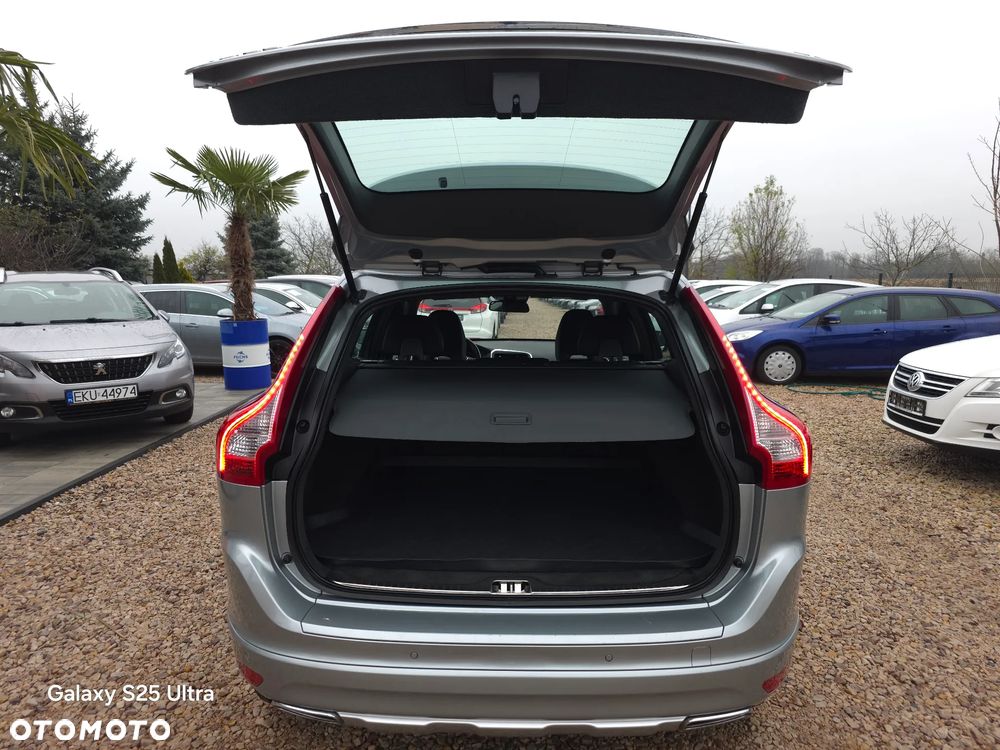 Volvo XC 60 D4 Momentum - 39