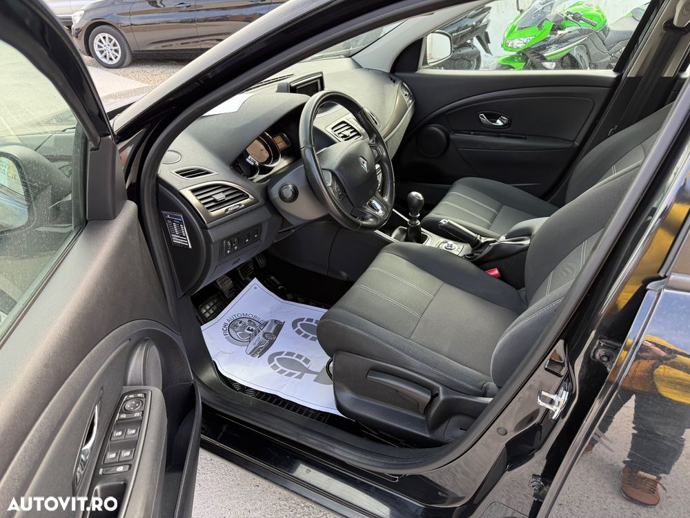 Renault Megane 1.5 dCi Expression - 12