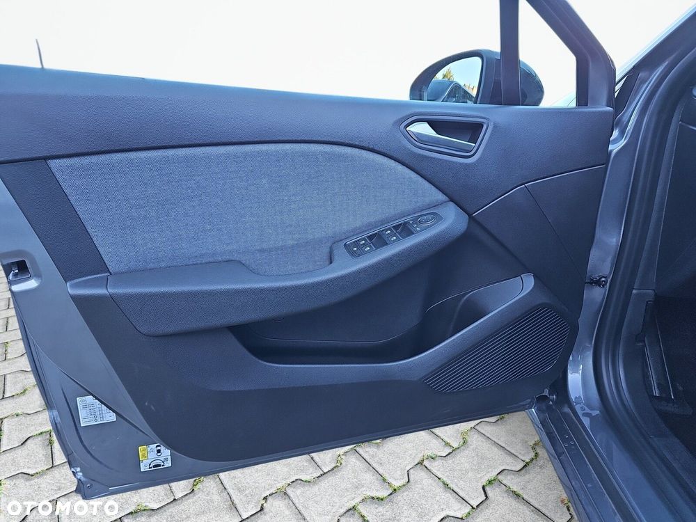 Renault Clio - 16