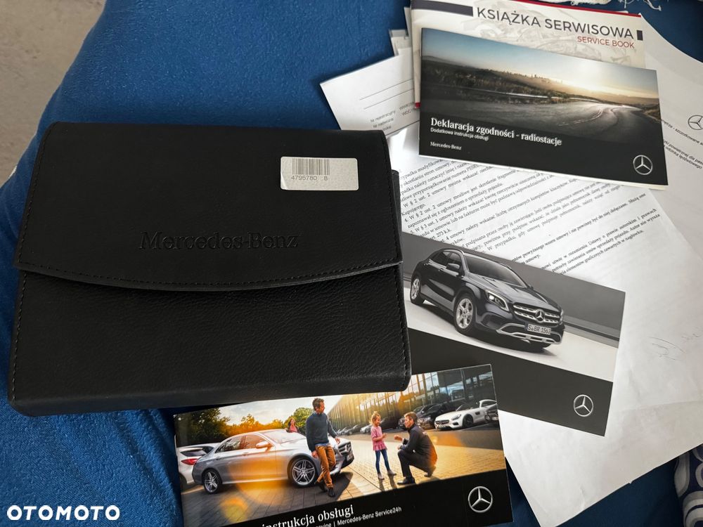 Mercedes-Benz GLA 200 7G-DCT AMG Line - 13