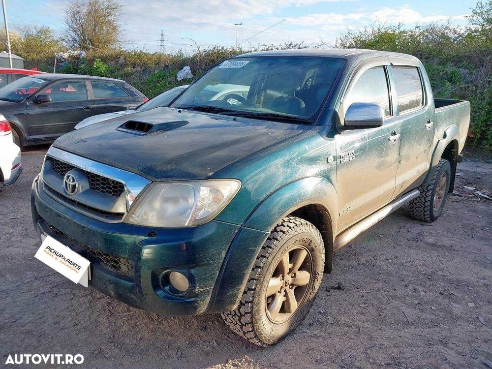 Dezmembrez Toyota hilux  3.0 Diesel 126KW/171CP 2005-2015 - 1