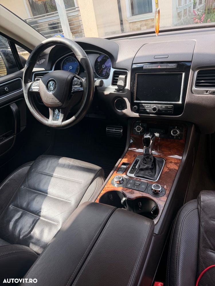 Volkswagen Touareg - 4