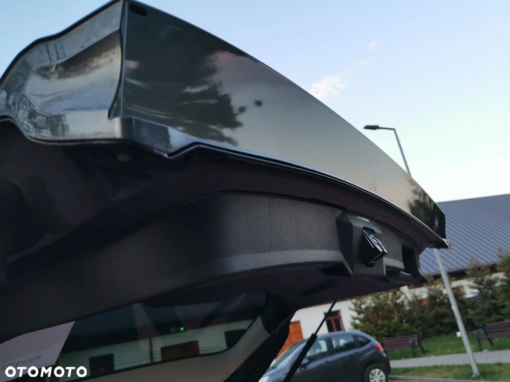 Ford Kuga 1.5 EcoBoost 2x4 Titanium - 25