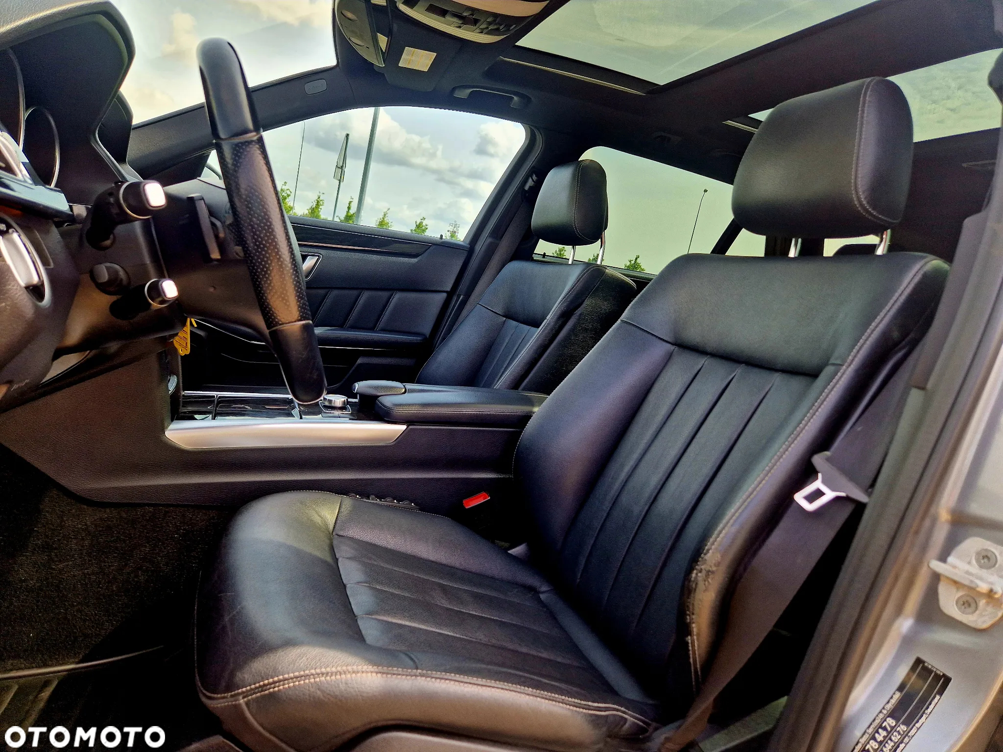 Mercedes-Benz Klasa E 220 T CDI 7G-TRONIC Avantgarde - 23
