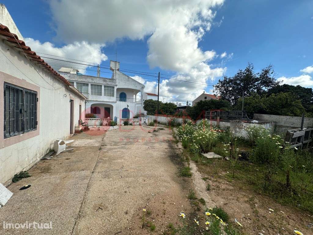 Moradia T3 com Amplos Terrenos em Quarteira - Grande imagem: 5/11