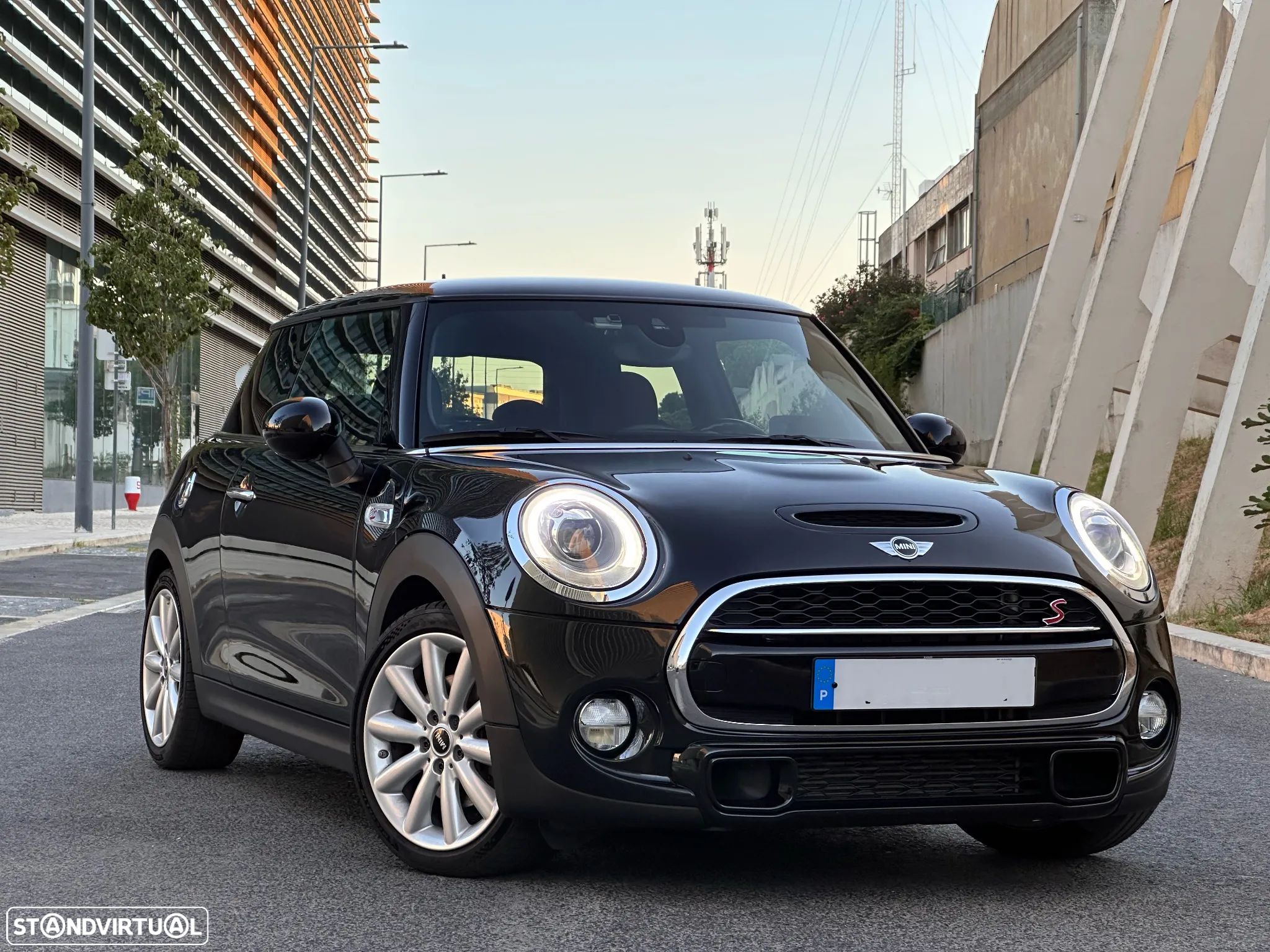 MINI 3 Portas Cooper S Auto Desportiva - 1