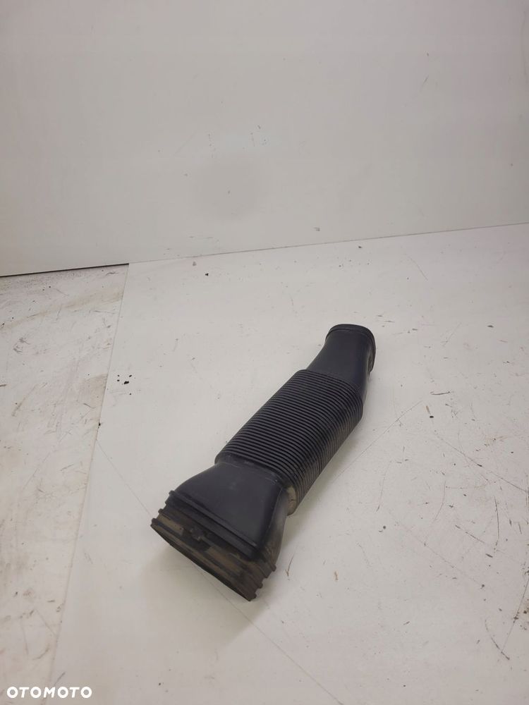 WLOT DOLOT POWIETRZA AUDI A1 8X VW SKODA 6R0129618 - 1