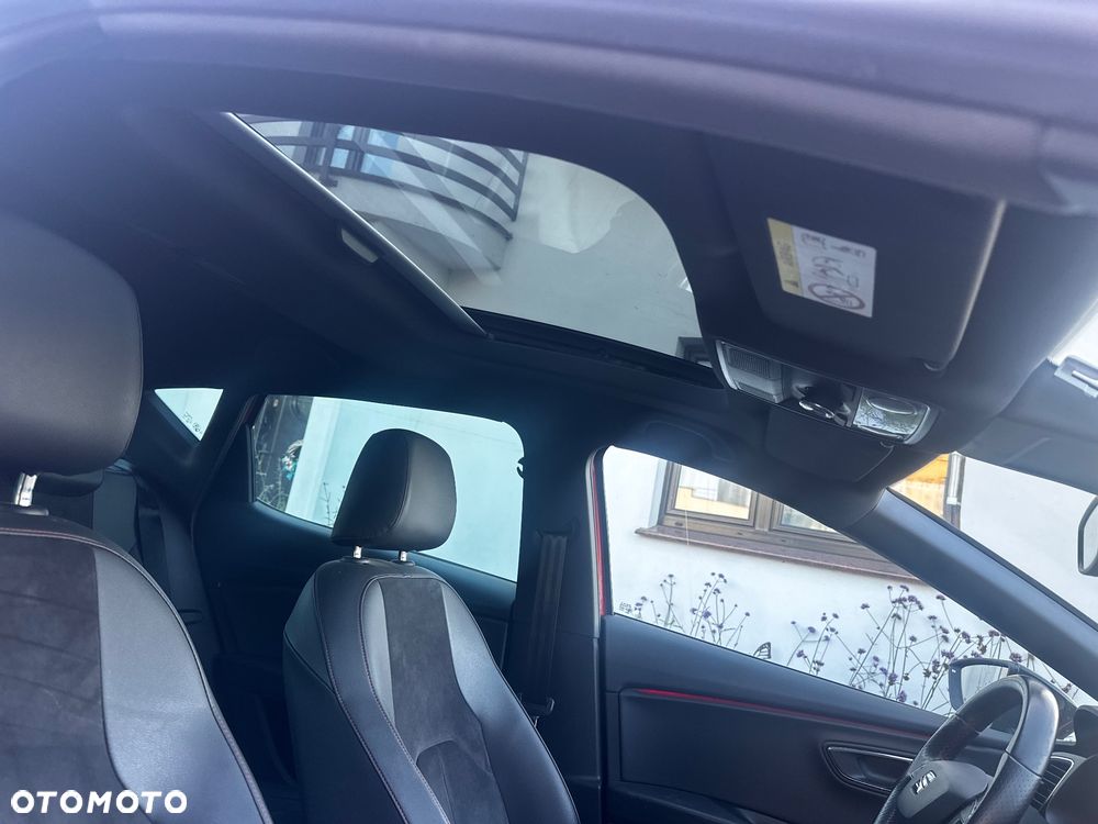 Seat Leon 1.5 eTSI FR DSG - 30