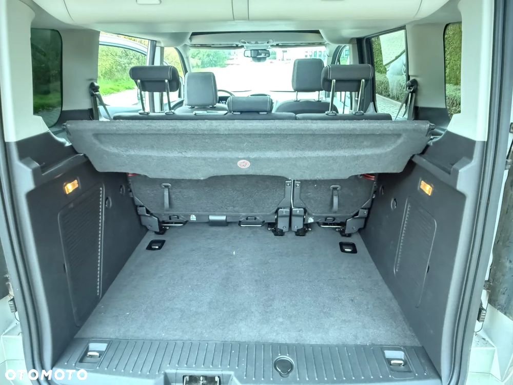 Ford Tourneo Connect 1.0 EcoBoost Start-Stop Titanium - 17