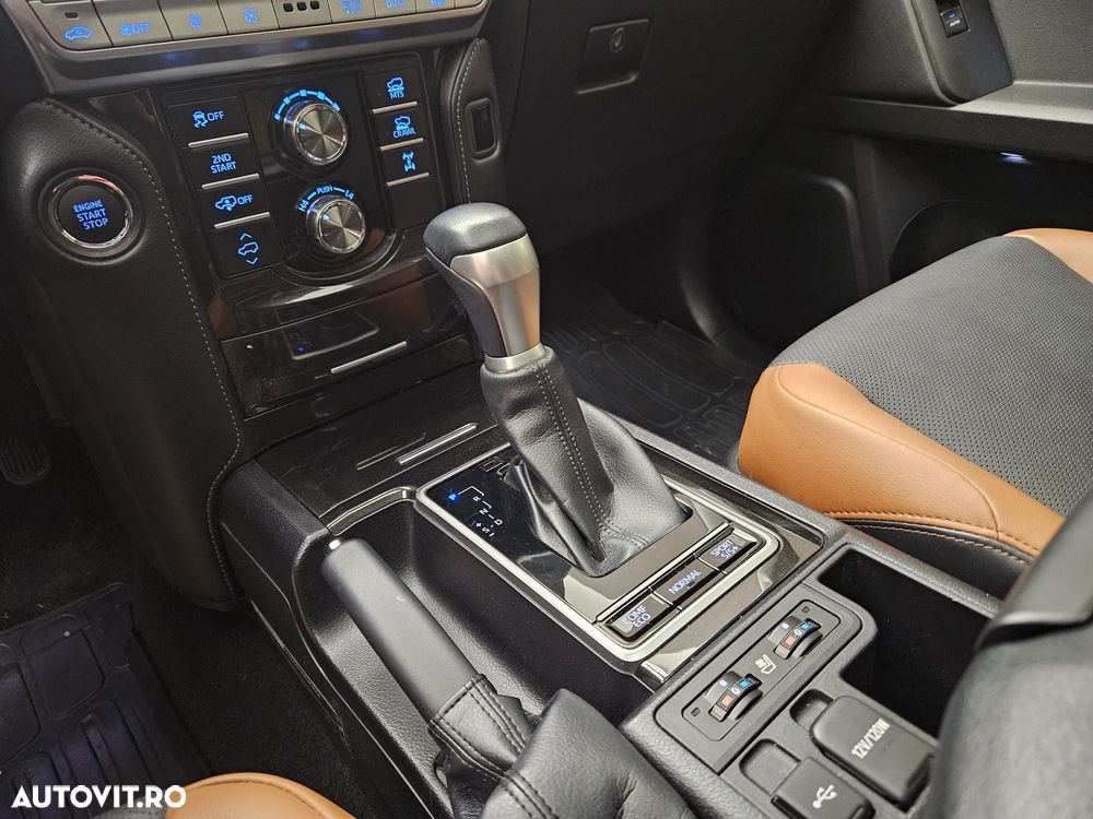 Toyota Land Cruiser 2.8l D-4D 204 CP A/T 7 locuri Luxury AVS Black - 23