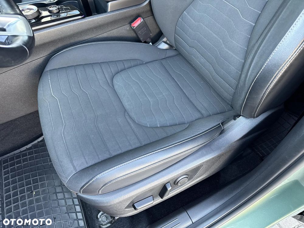 Kia Sportage 1.6 T-GDI HEV Business Line 4WD - 13