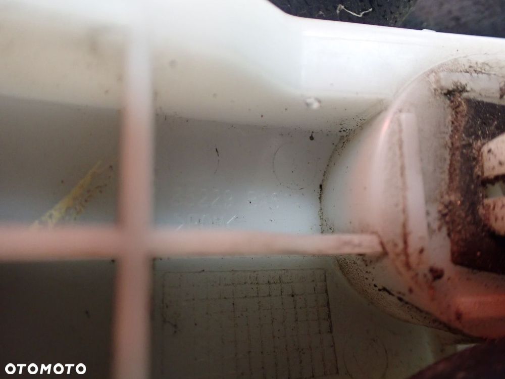 ŚLIZG ZDERZAKA LEWY TYŁ NISSAN JUKE I 85229-BA61A - 6