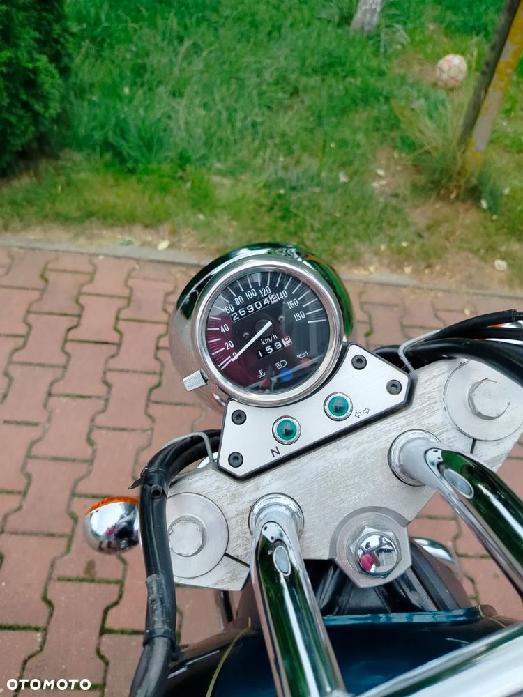 Suzuki VZ - 4