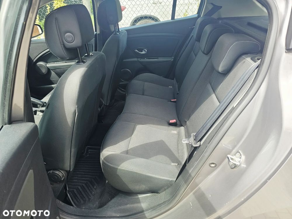 Renault Megane 1.6 16V Dynamique Euro5 - 14