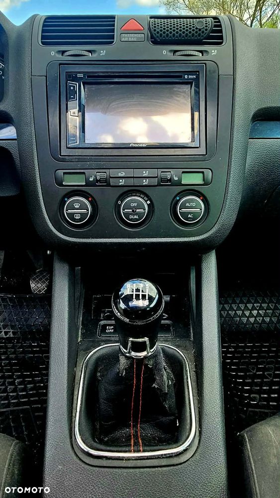 Volkswagen Golf 1.4 TSI GT Sport - 15