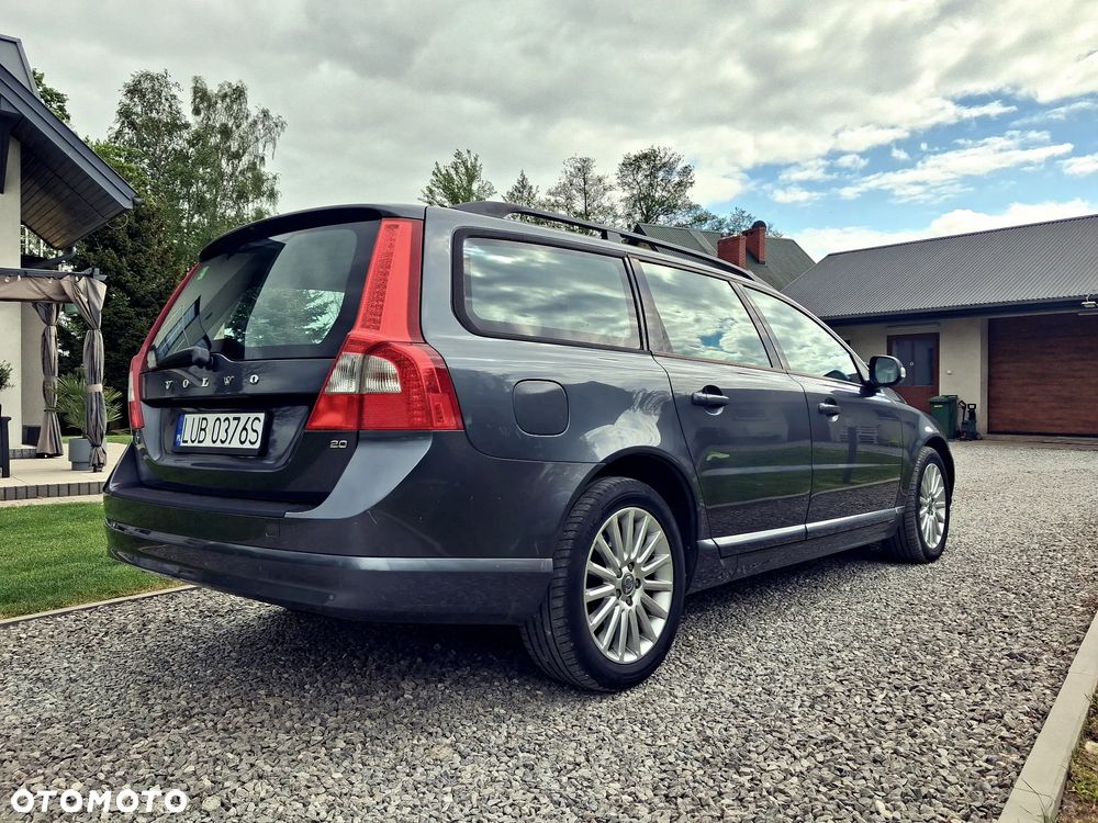 Volvo V70 2.0 Summum - 4