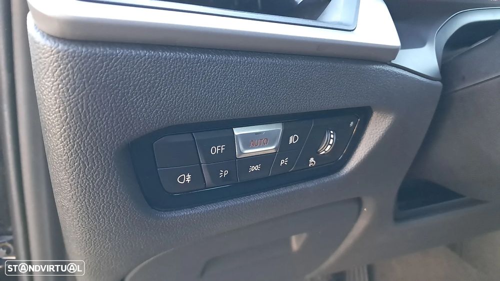 BMW 330 e Corporate Edition Auto - 34