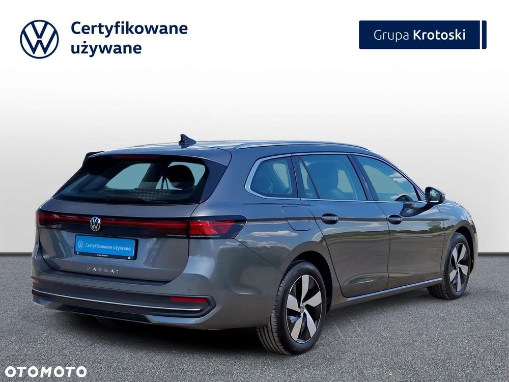 Volkswagen Passat Variant 2.0 TDI SCR Business DSG - 4