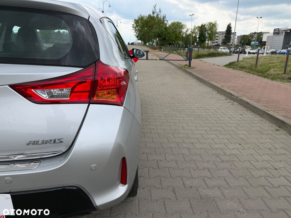Toyota Auris 2.0 D-4D Premium Comfort - 12