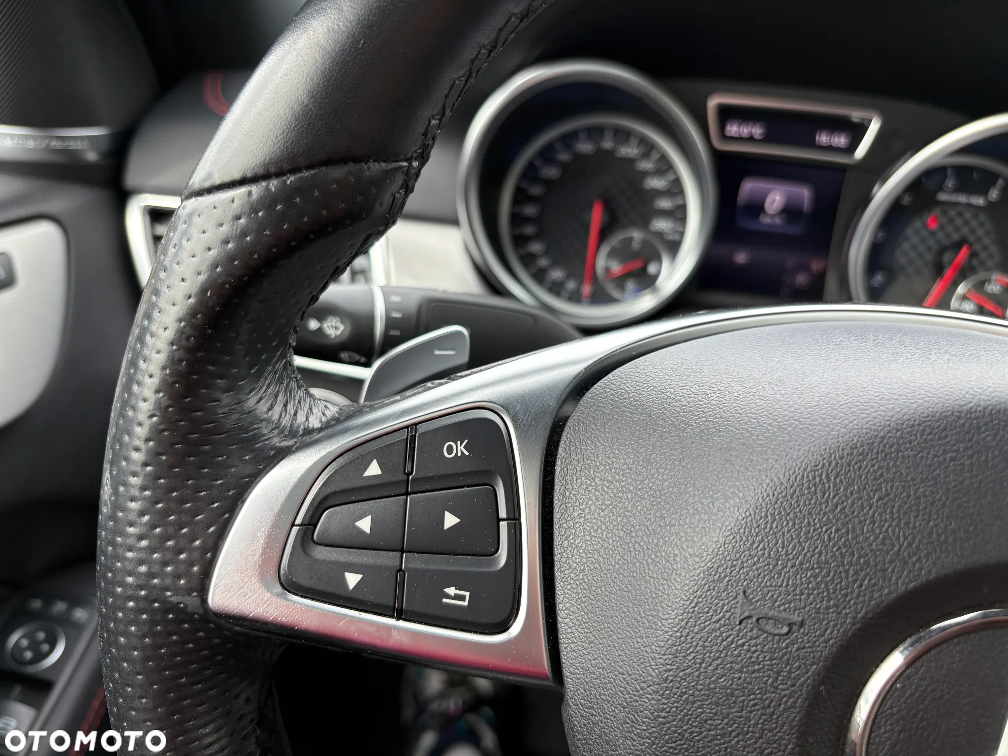 Mercedes-Benz GLE AMG Coupe 43 4-Matic - 16