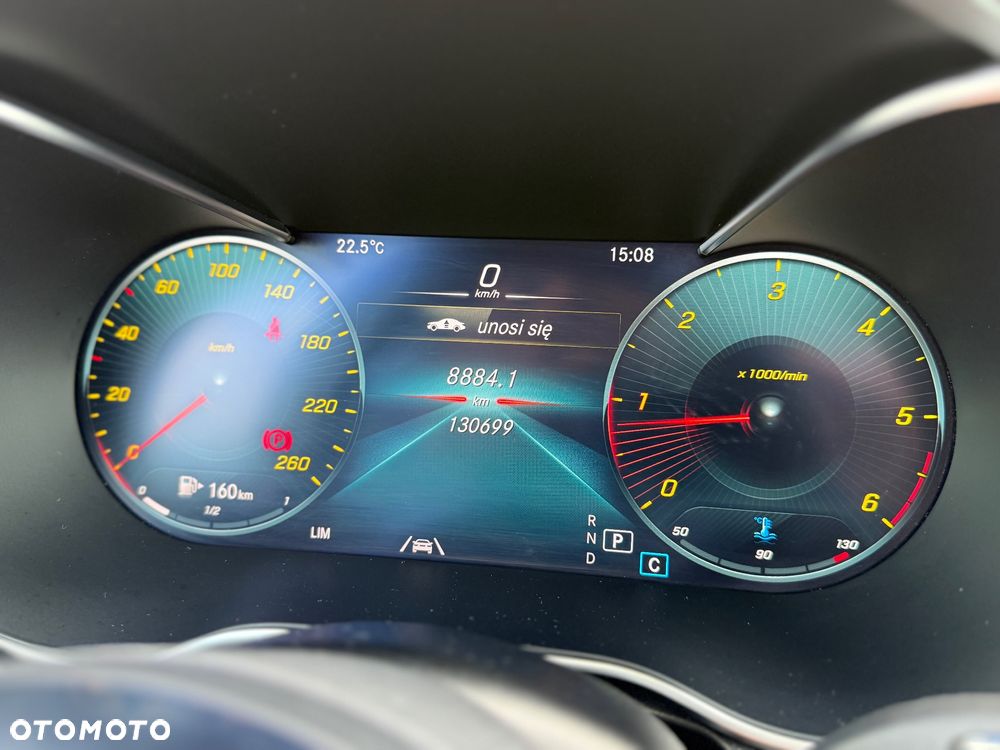 Mercedes-Benz GLC 220 d 4Matic 9G-TRONIC AMG Line Plus - 26