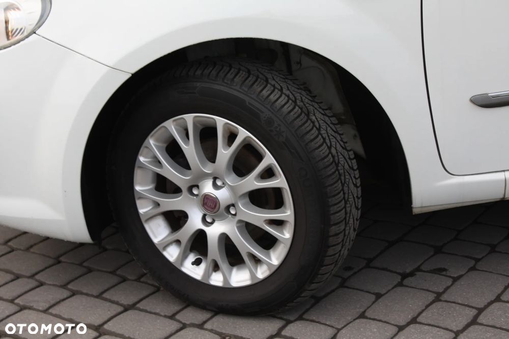 Fiat Punto Evo 1.4 8V MyLife Start&Stop - 24