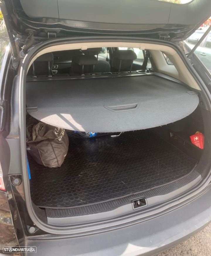 Renault Mégane Sport Tourer - 3