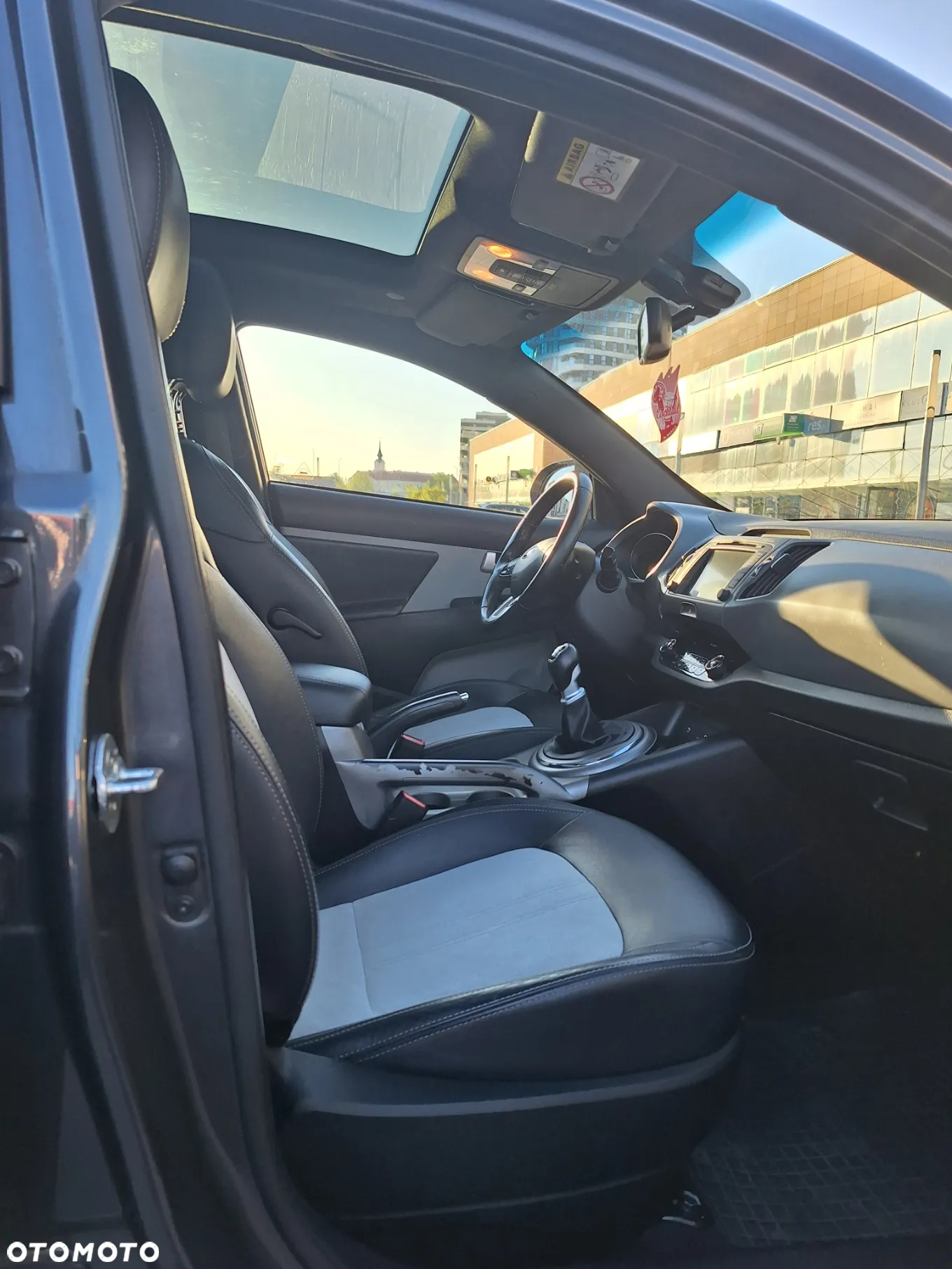 Kia Sportage 1.7 CRDI XL 2WD - 10
