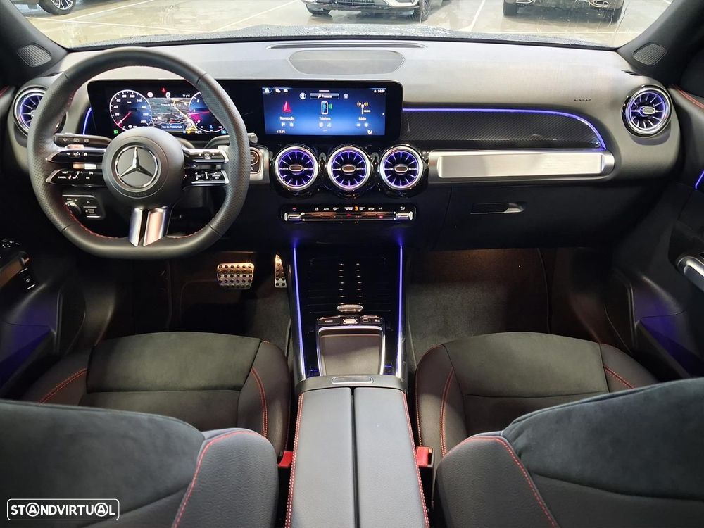 Mercedes-Benz GLB 180 d AMG Line - 20