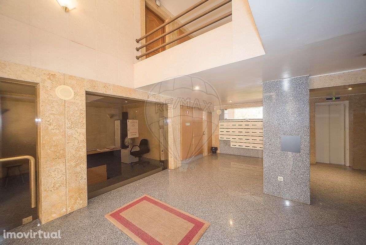 Apartamento T4 para arrendamento - Grande imagem: 4/43