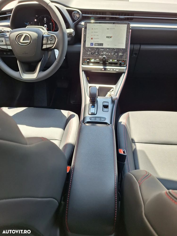 Lexus LBX 1.5 HEV 4x2 CVT Emotion - 19
