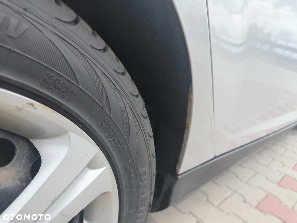 Ford Focus 1.6 Trend - 13